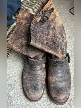 Frye Veronica Distressed Boot - Size 9